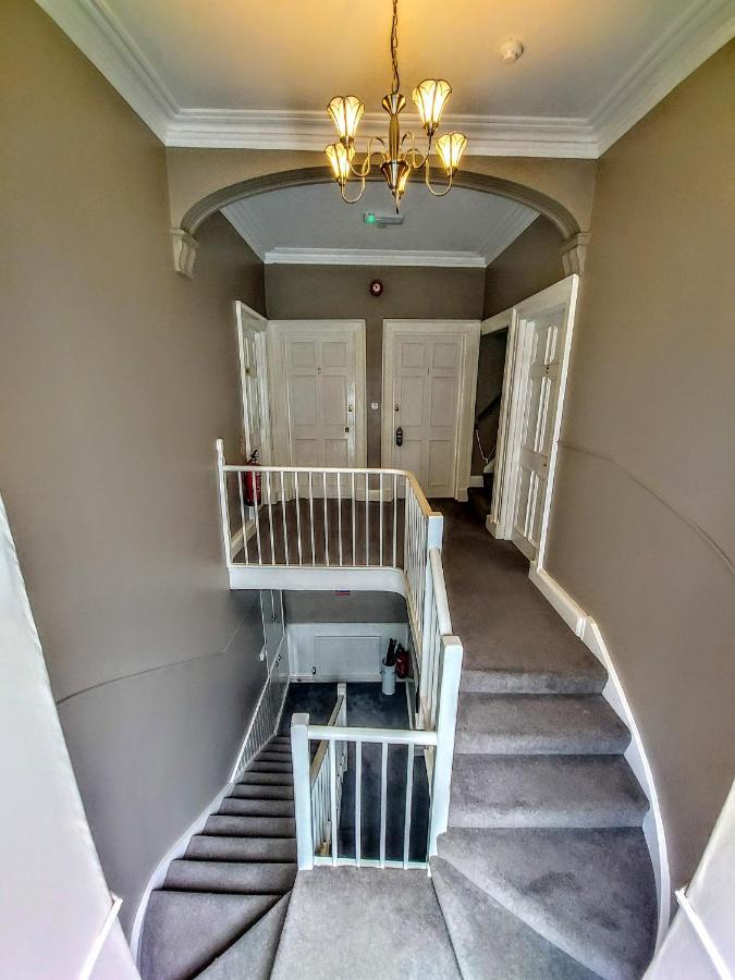 Hotel The Seale Arms à Dartmouth Extérieur photo